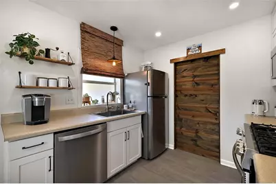 30 E Key Avenue, Eustis, FL 32726 - Photo 11