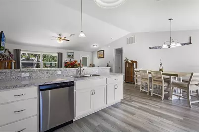 12200 S Gladiolus Point, Floral City, FL 34436 - Photo 13