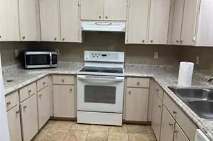 825 Mary Frank Ct, Mount Dora, FL 32757 - Photo 7