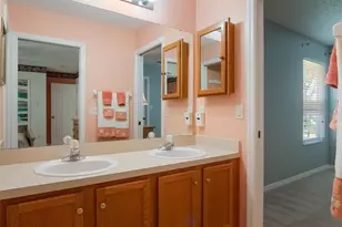 25243 River Crest Dr, Leesburg, FL 34748 - Photo 17