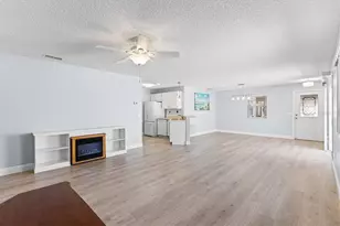 1615 Navidad St, The Villages, FL 32162 - Photo 9