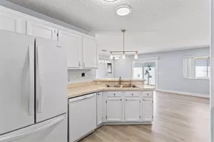 1615 Navidad St, The Villages, FL 32162 - Photo 13