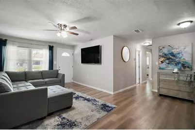 1805 Jefferson Drive, Mount Dora, FL 32757 - Photo 5