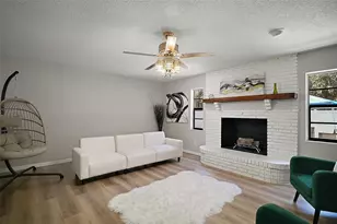 1805 Jefferson Dr, Mount Dora, FL 32757 - Photo 9