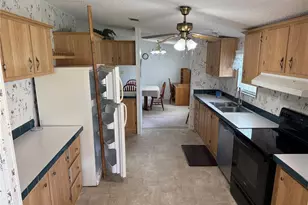 26 Canal Way, Lake Panasoffkee, FL 33538 - Photo 31