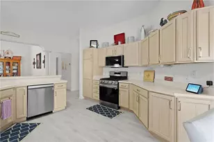 2738 Morven Park Way, The Villages, FL 32162 - Photo 15