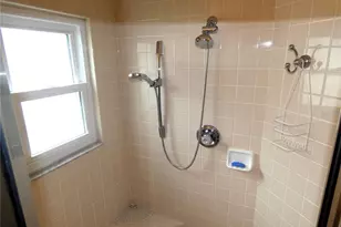 751 Old Oaks Ln, Leesburg, FL 34748 - Photo 23