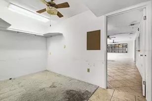 11812 Watts Ct, Tavares, FL 32778 - Photo 21