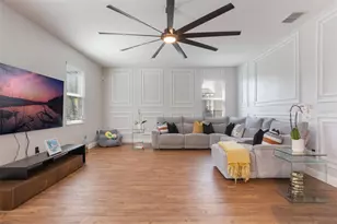 637 Neptune Dr, Groveland, FL 34736 - Photo 5