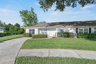 1726 Tropical Ct, Tavares, FL 32778 - Photo 1