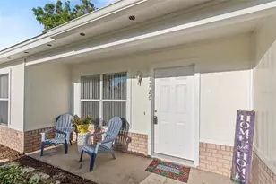 1726 Tropical Ct, Tavares, FL 32778 - Photo 3