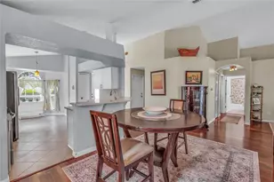 1906 Chathamoor Dr, Orlando, FL 32835 - Photo 9