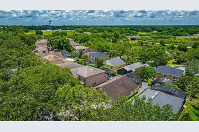 1906 Chathamoor Drive, Orlando, FL 32835 - Photo 37