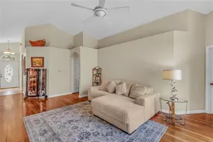 1906 Chathamoor Dr, Orlando, FL 32835 - Photo 11