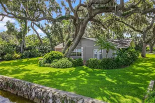 504 Banning Beach Rd, Tavares, FL 32778 - Photo 35