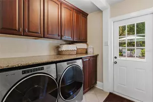 9233 Silver Lake Dr, Leesburg, FL 34788 - Photo 29