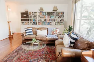 26620 Shoregrass Dr, Wesley Chapel, FL 33544 - Photo 15