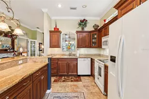 2512 Baywater Rd, Tavares, FL 32778 - Photo 17