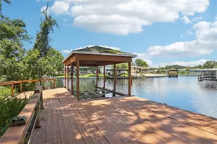 2512 Baywater Rd, Tavares, FL 32778 - Photo 43