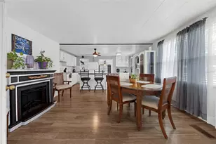 1025 Capella Dr, Tavares, FL 32778 - Photo 13