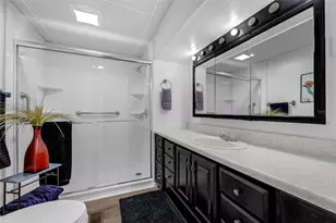 1025 Capella Dr, Tavares, FL 32778 - Photo 23