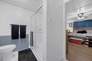 1025 Capella Dr, Tavares, FL 32778 - Photo 21