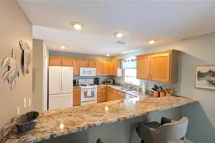 1496 Lime Grove Ln, The Villages, FL 32162 - Photo 9