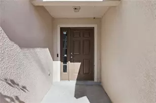 1055 Bluegrass Dr, Groveland, FL 34736 - Photo 3