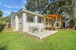 30523 Orange Dr, Leesburg, FL 34748 - Photo 9