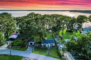 30523 Orange Dr, Leesburg, FL 34748 - Photo 1