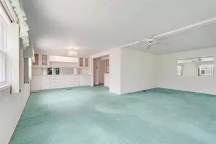 119 Royal Palm Dr, Leesburg, FL 34748 - Photo 9