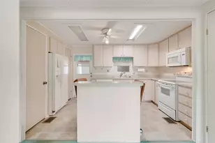 119 Royal Palm Dr, Leesburg, FL 34748 - Photo 17