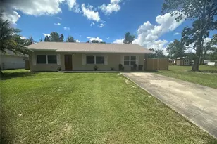11888 SE 71st Ave Rd, Belleview, FL 34420 - Photo 1
