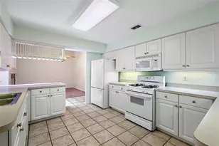 911 Beverly Harbors Dr, Leesburg, FL 34748 - Photo 21