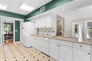 9223 Silver Lake Dr, Leesburg, FL 34788 - Photo 31