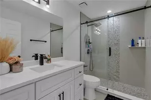 1808 Westpointe Cir, Orlando, FL 32835 - Photo 27