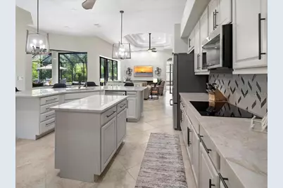 2360 19th Street, Naples, FL 34117 - Photo 23