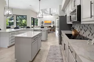 2360 19th St, Naples, FL 34117 - Photo 23