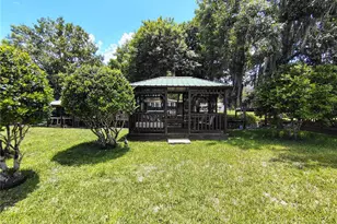 52 Outlet Dr, Lake Panasoffkee, FL 33538 - Photo 51