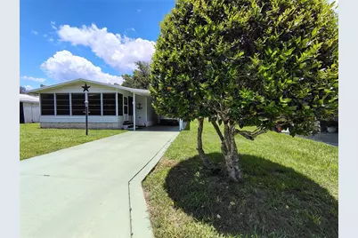 52 Outlet Drive, Lake Panasoffkee, FL 33538 - Photo 3