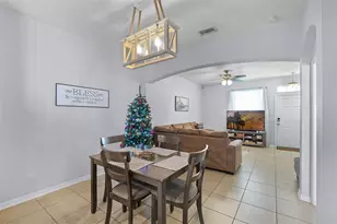 520 Rainbow Springs Loop, Groveland, FL 34736 - Photo 9