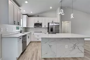 11001 N Harriet Way, Citrus Springs, FL 34434 - Photo 3