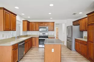 1722 Bugle Terrace, The Villages, FL 32162 - Photo 11