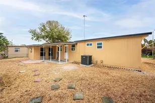 2714 Vindale Rd, Tavares, FL 32778 - Photo 33