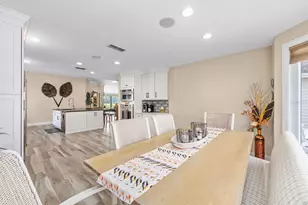 917 Ramos Dr, The Villages, FL 32159 - Photo 11