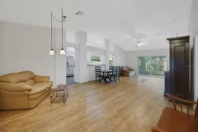 32942 Rambling Oaks Court, Leesburg, FL 34748 - Photo 5