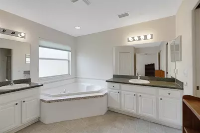 32942 Rambling Oaks Court, Leesburg, FL 34748 - Photo 41