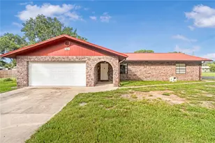 2047 Cr 446, Lake Panasoffkee, FL 33538 - Photo 3