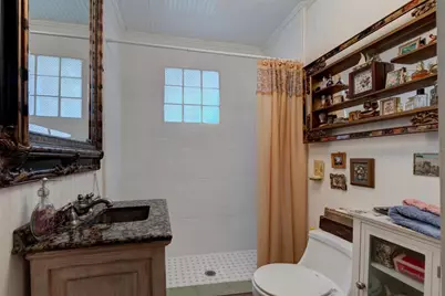 401 E 9th Avenue, Mount Dora, FL 32757 - Photo 9