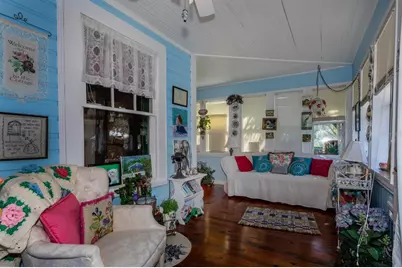 401 E 9th Avenue, Mount Dora, FL 32757 - Photo 3